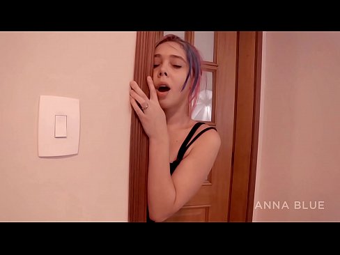 ❤️ 나는 형에게 돌아왔다. 나는 그의 여자 친구와 섹스를 했다. 레즈비언의 복수. ️❌ 하드 포르노 우리 ❌️❤